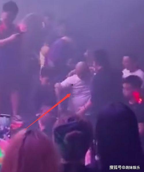 六安第一网红大黑哥,从田间地头到网络红人的逆袭之路